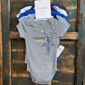 Baby 5 pack Calvin Klein onesie set